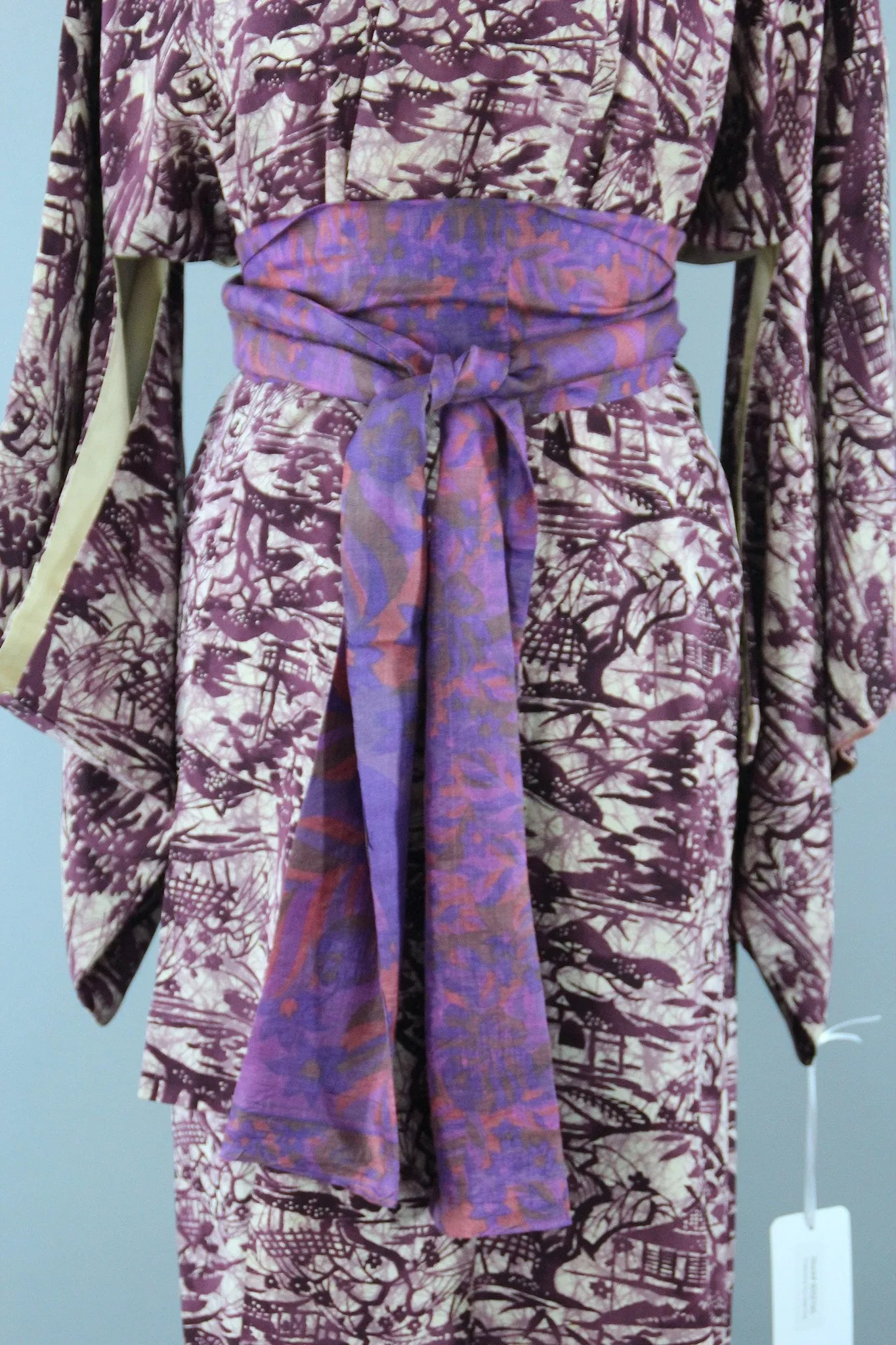 1950s Vintage Kimono Robe with Purple Abstract Print