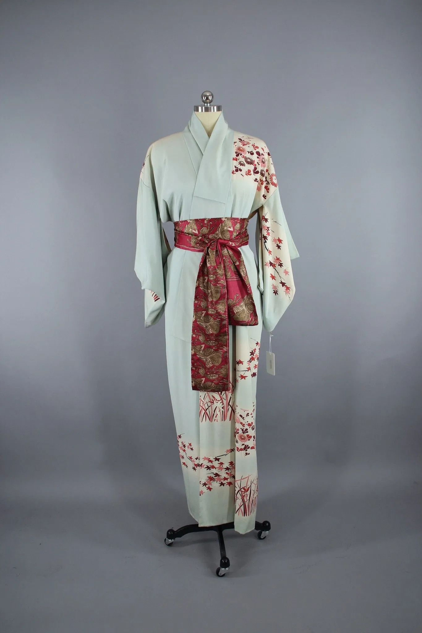 1950s Vintage Silk Kimono Robe / Light Blue & Red Floral Print