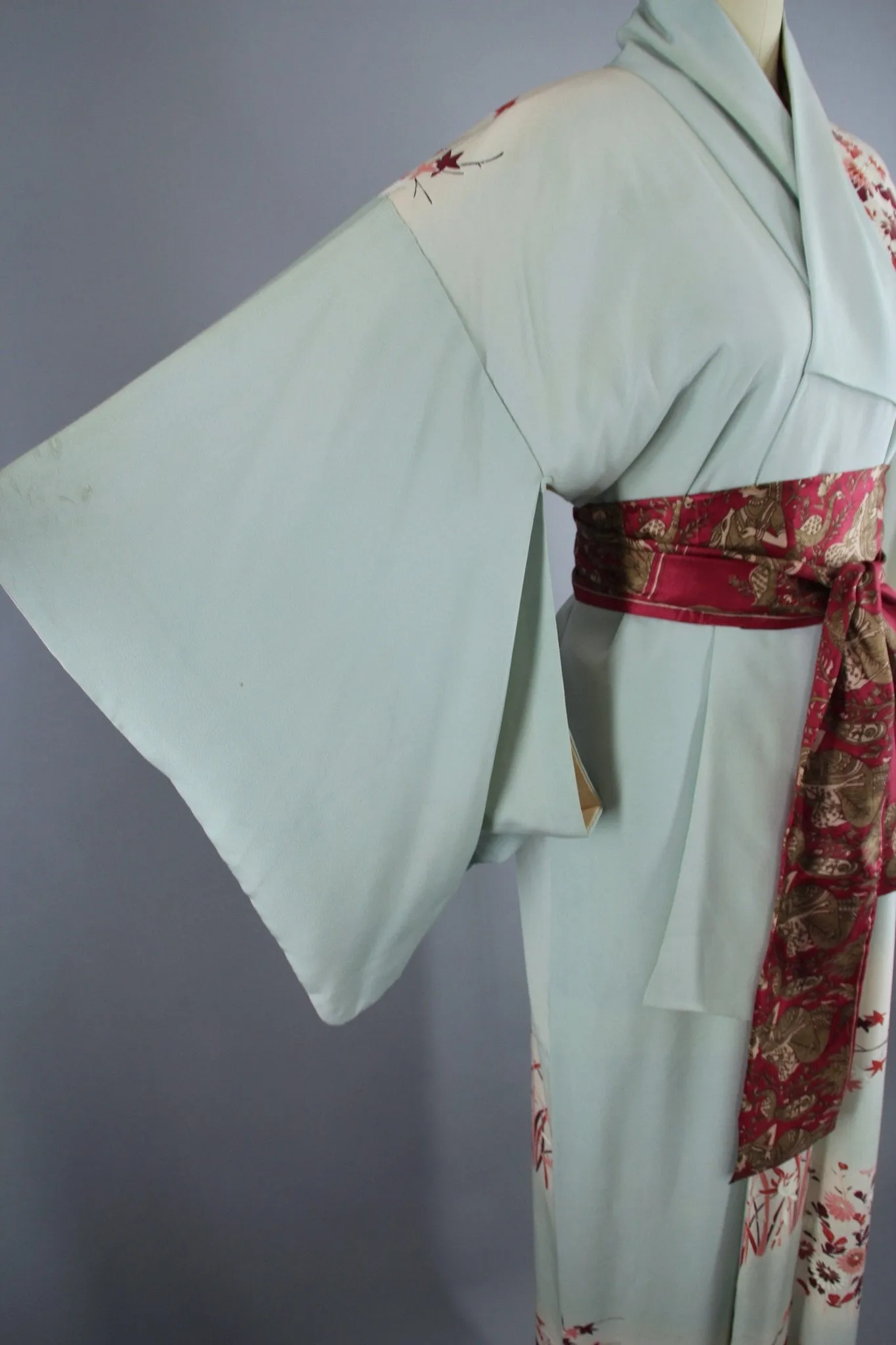 1950s Vintage Silk Kimono Robe / Light Blue & Red Floral Print