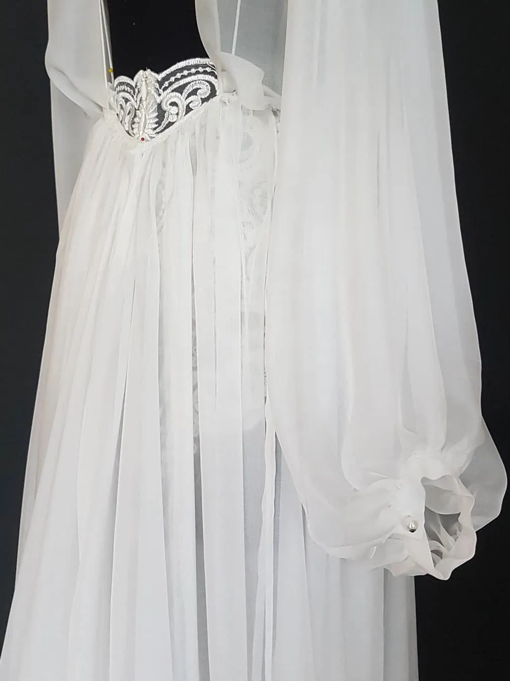 Amazing Illusion Chiffon V-Neck LongSleeves A-line Wedding Dresses Lace Bridal Gowns WD462