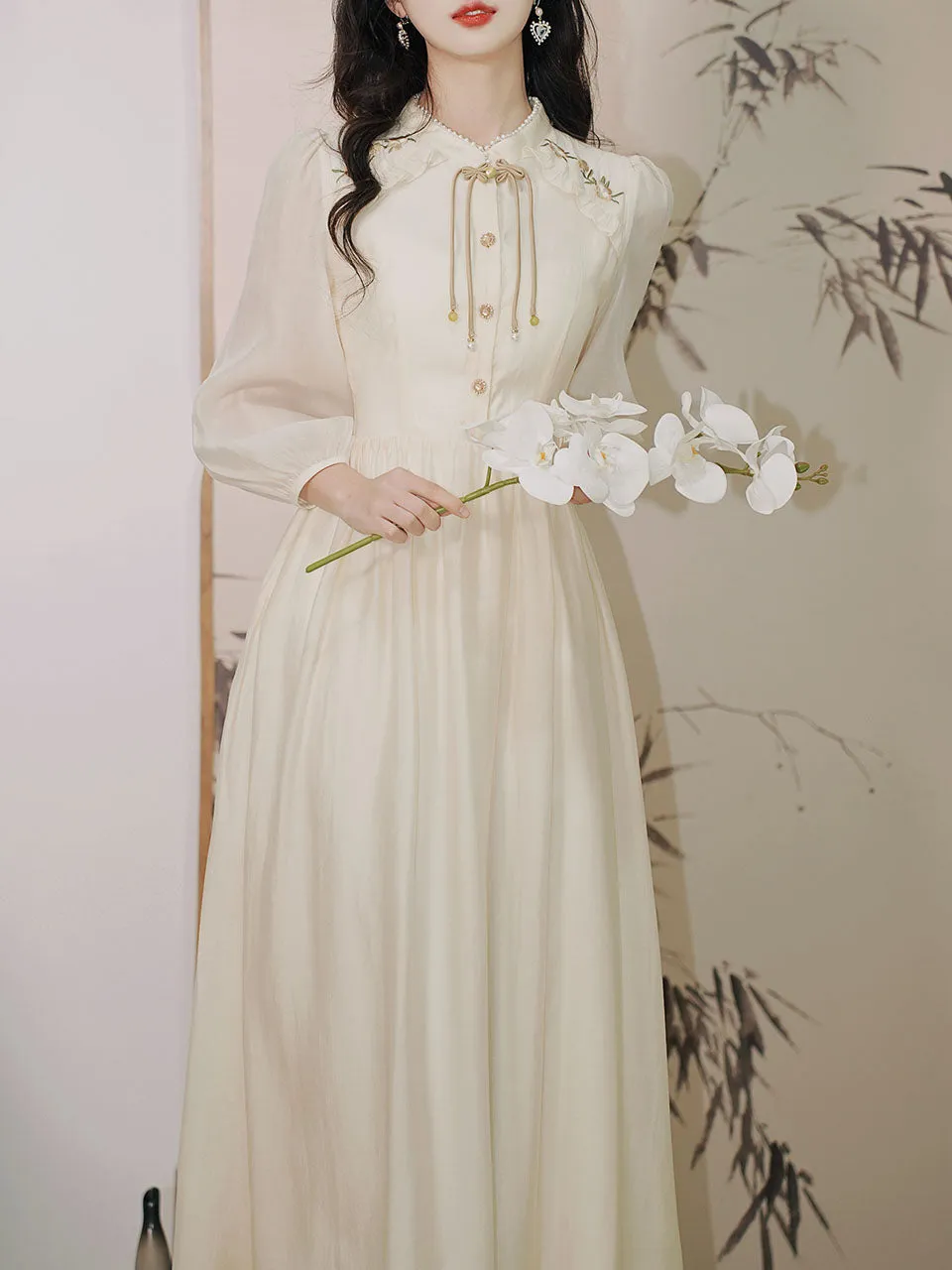 Apricot Embroidered Long Sleeve Vintage Dress with Belt