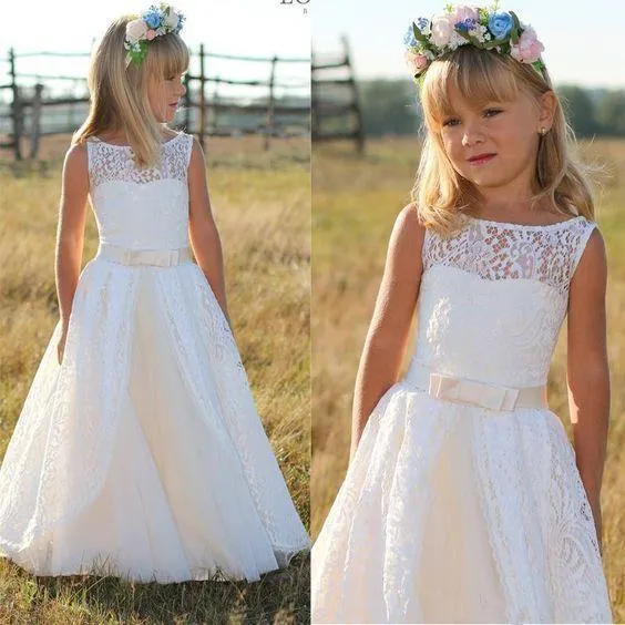 Beautiful Lace Bateau Neckline Floor-length A-line Flower Girl Dresses FD048