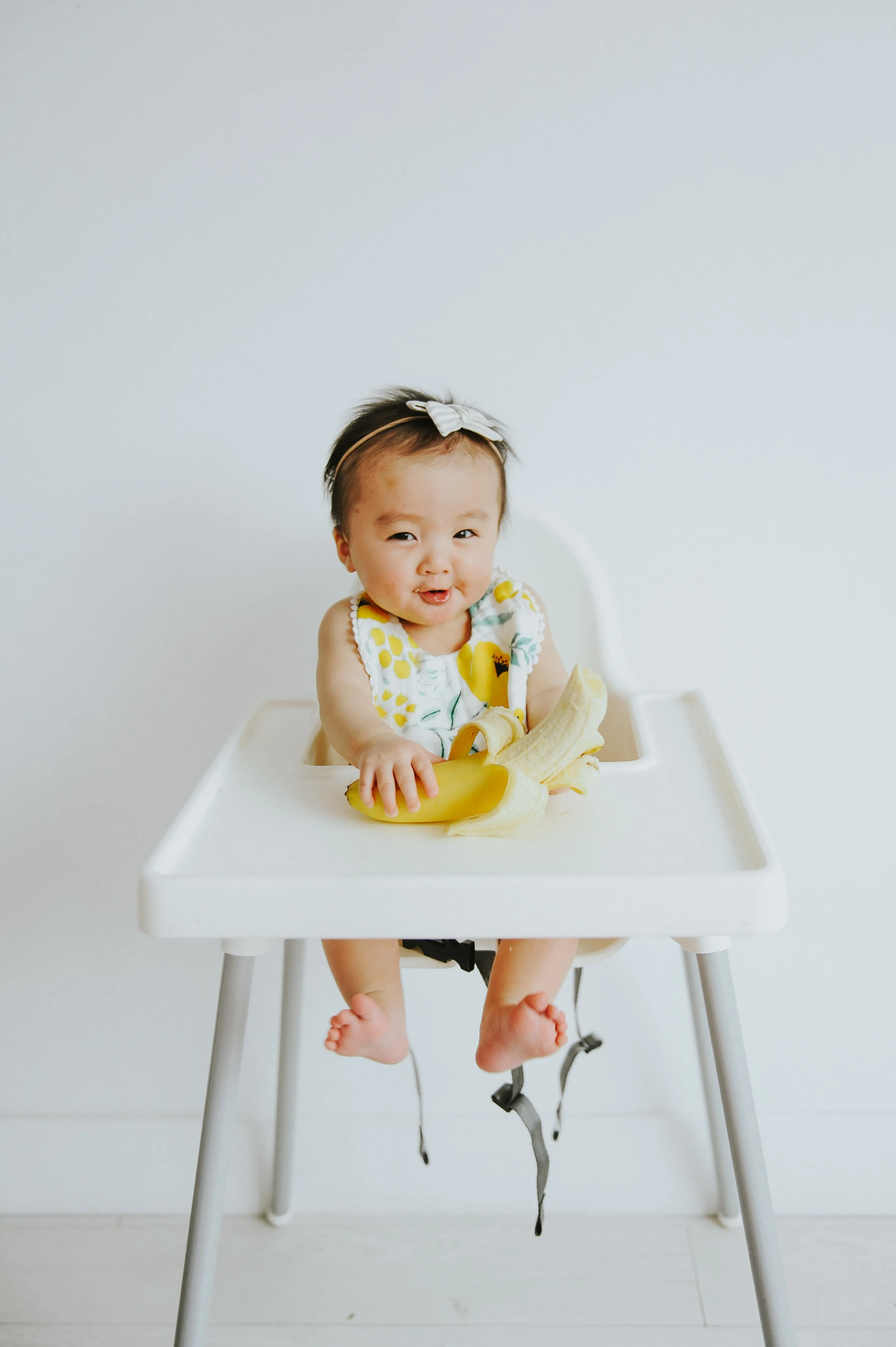 Buttercup Blossom Bib