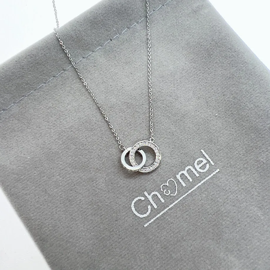 Interlocking Circle Necklace