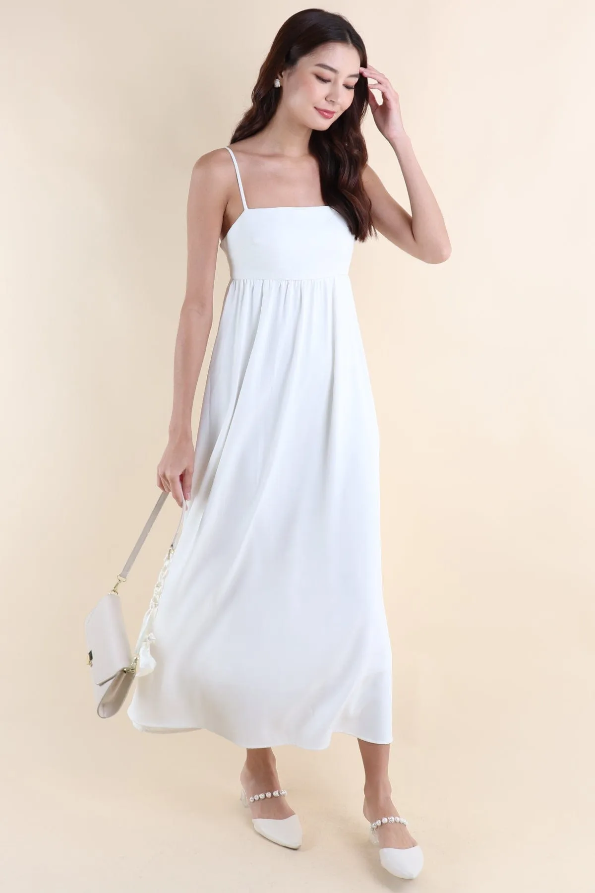 JENESIS MAXI DRESS IN WHITE