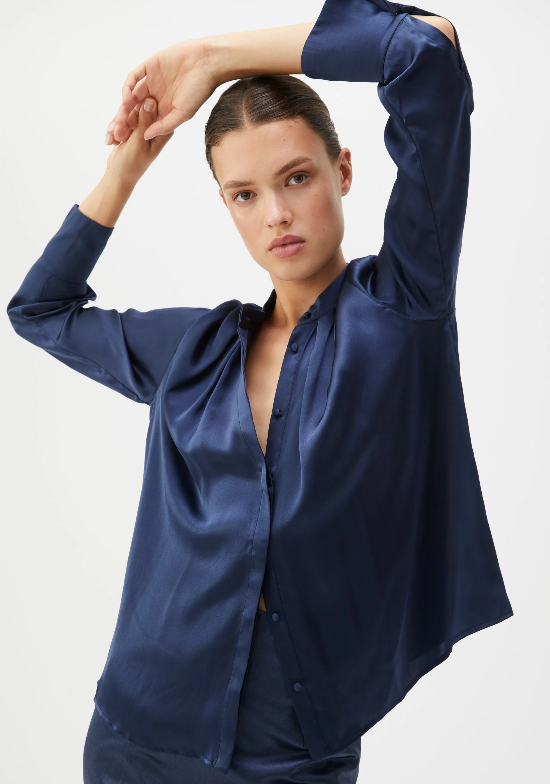 Valencia Silk Shirt_Navy